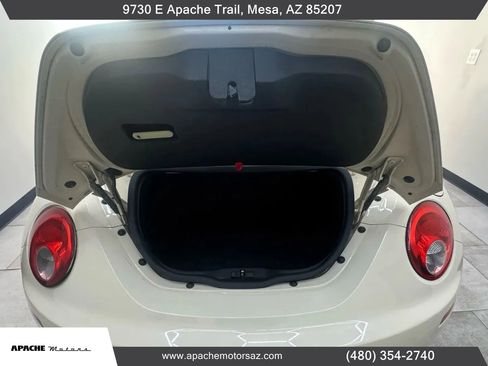 Used 2007 Volkswagen Beetle 2.5 Convertible 2D image 12