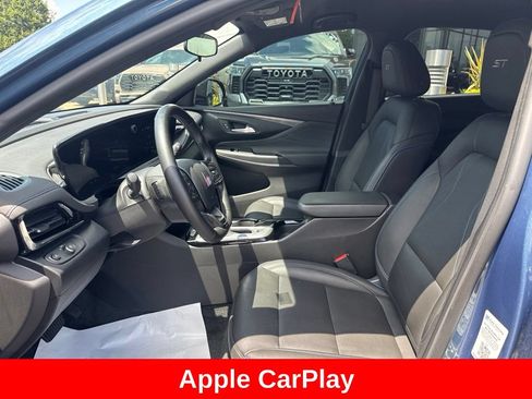 Used 2025 Buick Envista Sport Touring w/ Convenience I Package FWD image 11