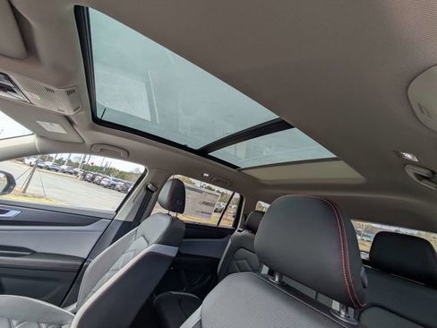 New 2026 Volkswagen Atlas Peak Edition image 22