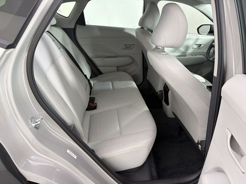 Used 2025 Hyundai Kona SEL FWD image 29
