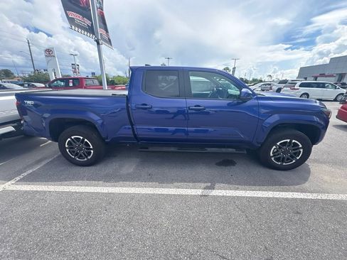 Used 2025 Toyota Tacoma TRD Sport RWD image 19