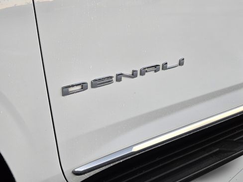 Used 2024 GMC Yukon XL Denali w/ Max Trailering Package RWD image 8