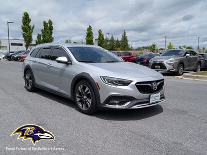 Used 2018 Buick Regal Essence w/ Driver Confidence Package #1