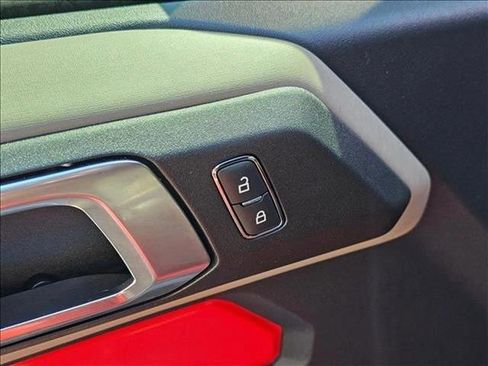 Used 2022 Ford Bronco Wildtrak image 16