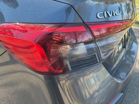 Used 2022 Honda Civic EX image 14
