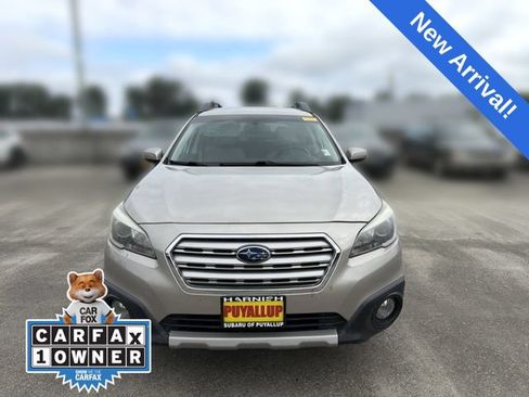 Used 2017 Subaru Outback 2.5i Limited AWD/4WD image 3