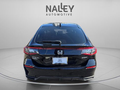 Used 2023 Honda Civic Sport image 4