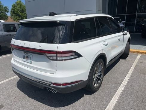Used 2025 Lincoln Aviator Reserve w/ Illumination Package AWD/4WD image 4