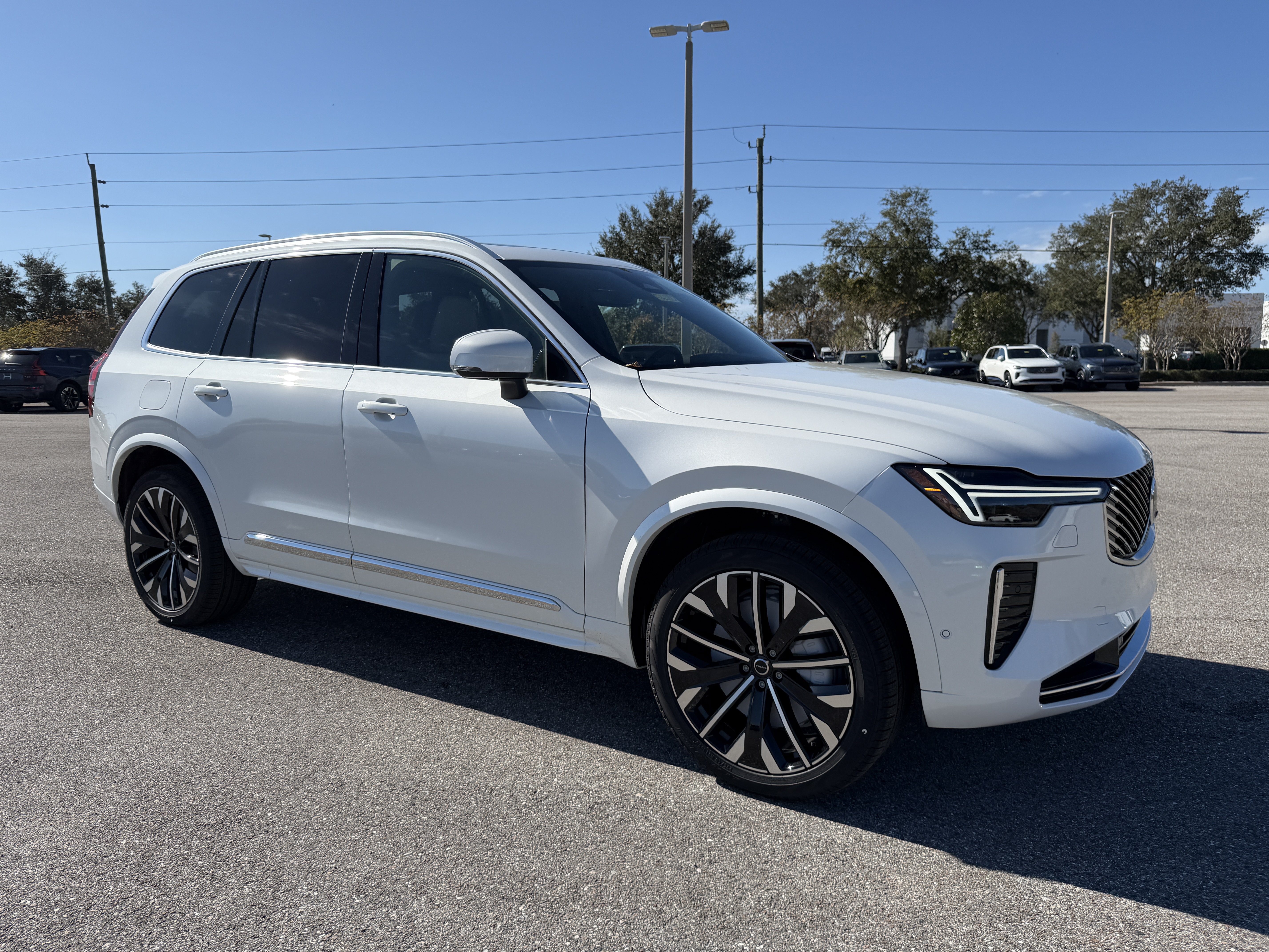 New 2026 Volvo XC90 B5 Ultra w/ Protection Package AWD/4WD image 1