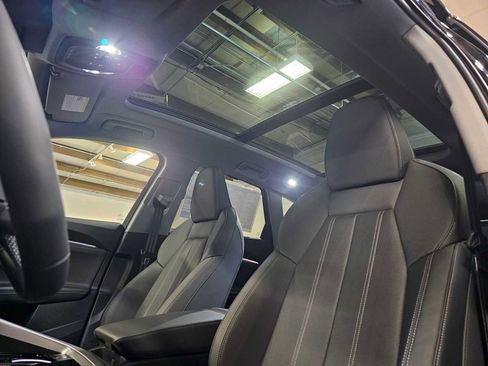 New 2025 Audi Q5 Prestige image 23