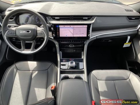 New 2026 Jeep Grand Cherokee Limited AWD/4WD image 10