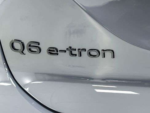 New 2027 Audi Q6 e-tron Premium Plus AWD/4WD image 25