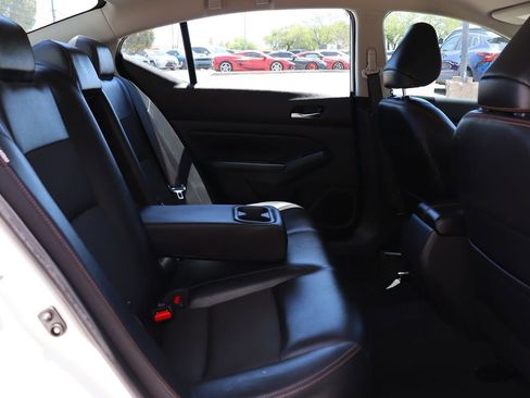 Used 2020 Nissan Altima 2.5 SR FWD image 27