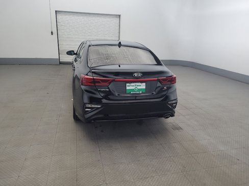 Used 2019 Kia Forte S w/ S Premium Package FWD image 6