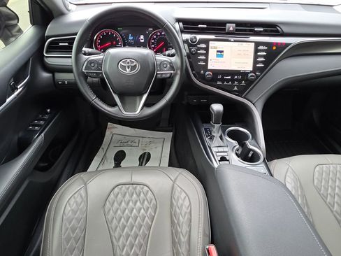Used 2020 Toyota Camry XSE FWD image 20