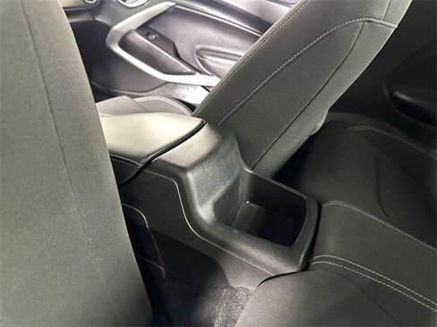 Used 2019 Chevrolet Camaro SS image 22