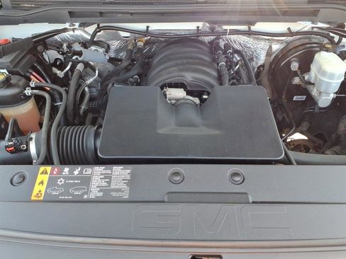 Used 2018 GMC Sierra 1500 2WD Regular Cab image 9
