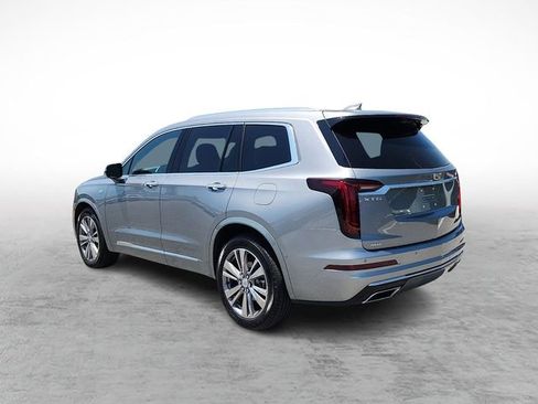 Used 2025 Cadillac XT6 Premium Luxury w/ Platinum Package AWD/4WD image 6