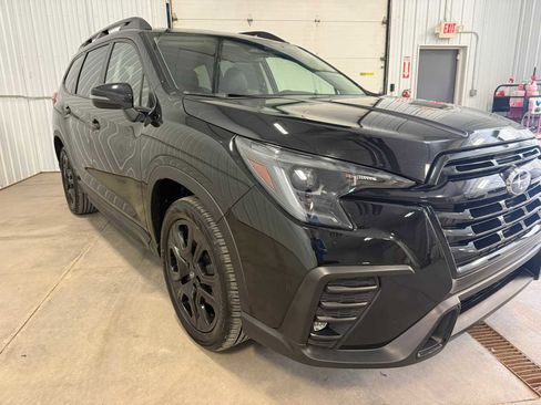 Certified 2023 Subaru Ascent Onyx Edition AWD/4WD image 10