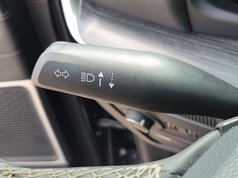Used 2024 Jeep Wagoneer Series II AWD/4WD image 10