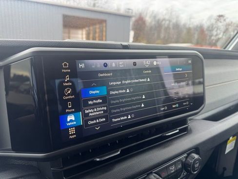 New 2026 Jeep Gladiator Sport AWD/4WD image 18