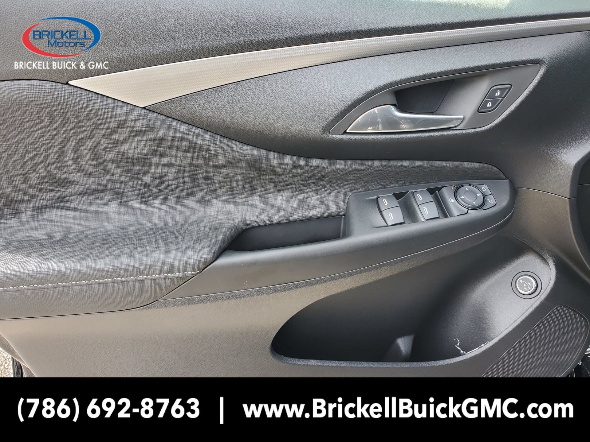 New 2026 Buick Envista Sport Touring FWD image 17