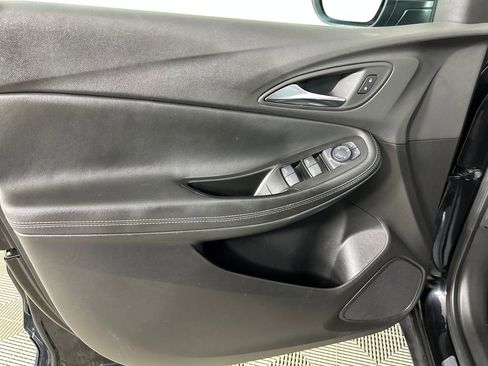 Used 2023 Buick Encore GX Preferred w/ Cold Weather Comfort Package FWD image 11