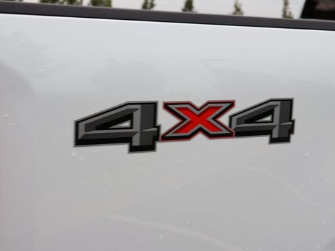 Used 2024 Ford F250 XLT w/ Snow Plow/Camper Package image 9