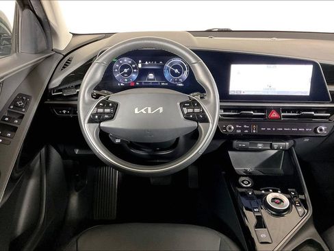 Used 2023 Kia Niro Wind FWD image 4