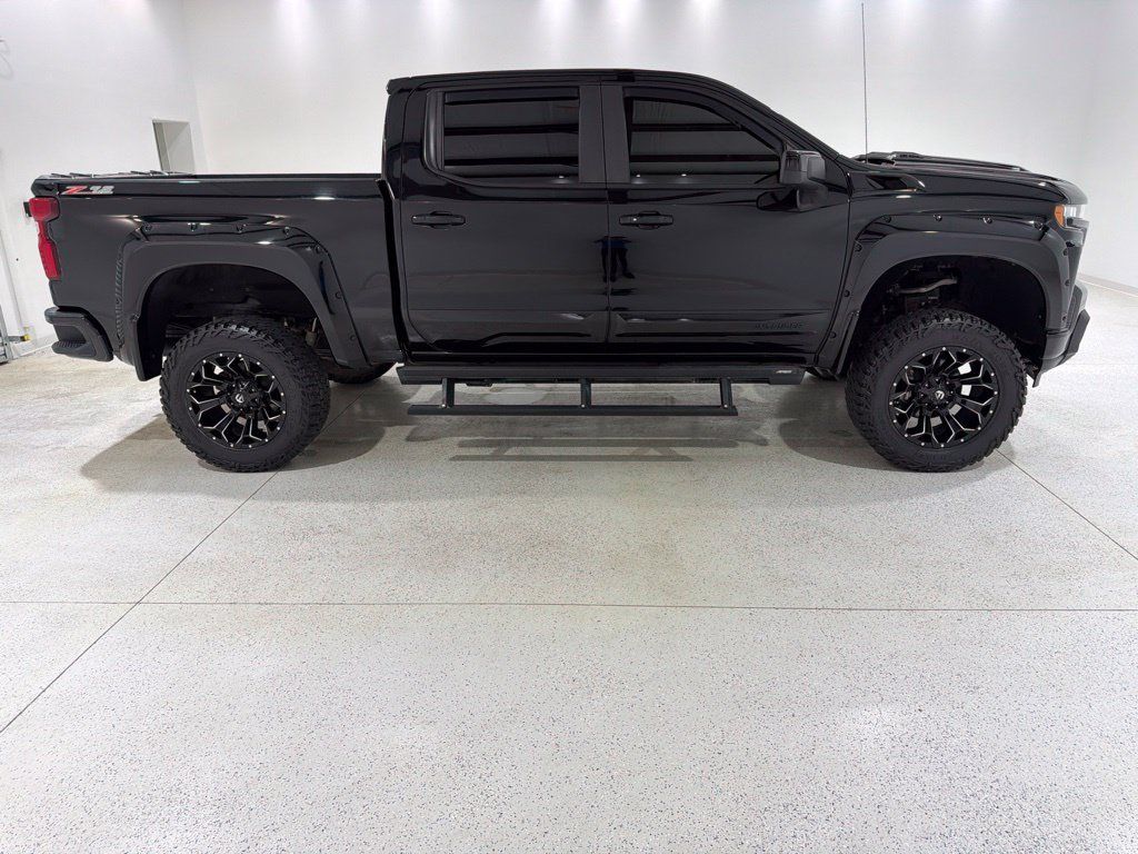 Used 2022 Chevrolet Silverado 1500 RST AWD/4WD image 6