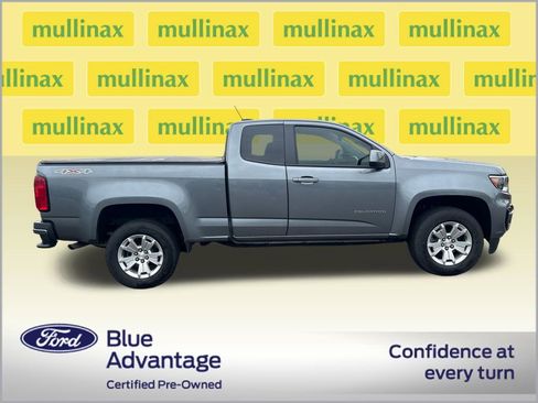 Used 2021 Chevrolet Colorado LT w/ LT Convenience Package AWD/4WD image 2