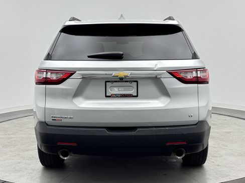 Used 2020 Chevrolet Traverse LT FWD image 6