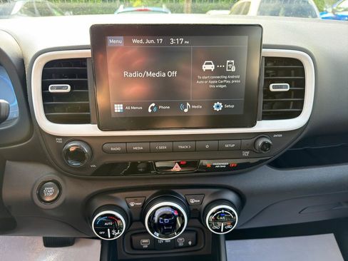 New 2026 Hyundai Venue SEL FWD image 17