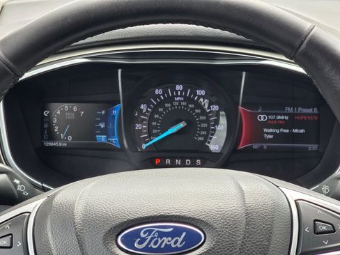 Used 2014 Ford Fusion SE w/ Equipment Group 202A FWD image 19