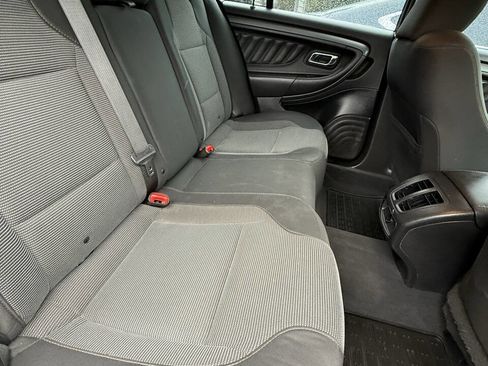 Used 2011 Ford Taurus SEL image 9