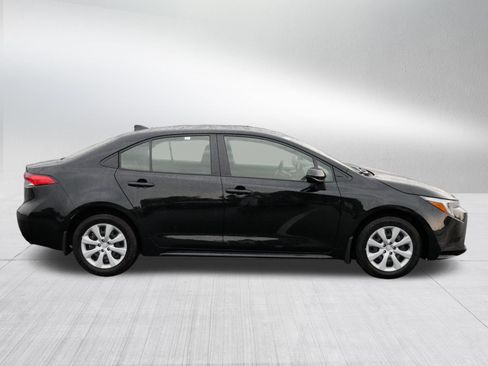 Certified 2025 Toyota Corolla LE FWD image 8