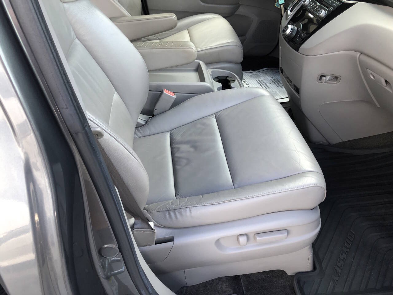Used 2012 Honda Odyssey EX-L image 8