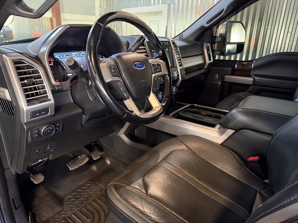 Used 2017 Ford F350 Platinum w/ Platinum Ultimate Package AWD/4WD image 10