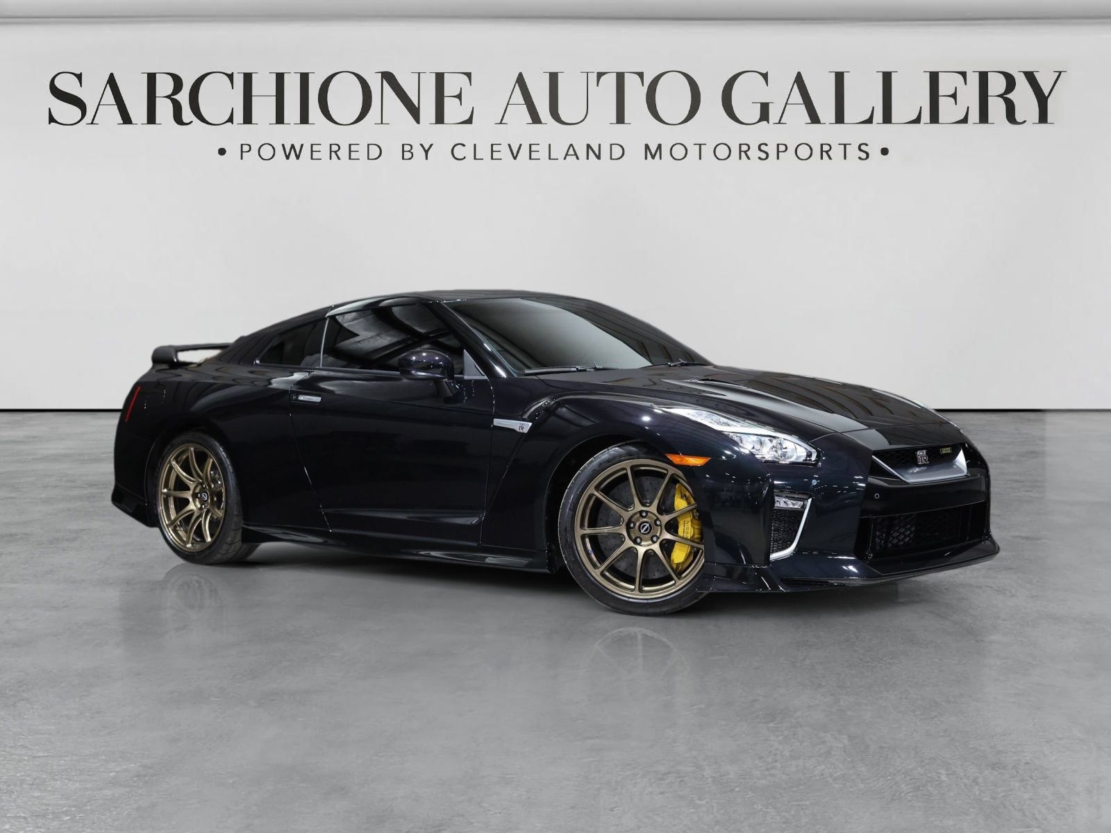 Used 2021 Nissan GT-R Premium AWD/4WD image 1