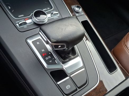 Used 2019 Audi Q5 2.0T Premium Plus w/ Premium Plus Package image 15