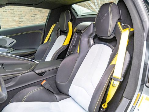 Used 2022 Chevrolet Corvette Stingray Premium Conv image 38