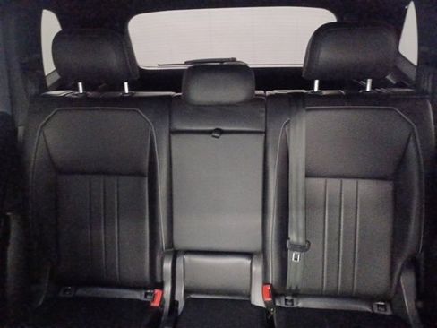 Used 2023 Volkswagen Tiguan SE R-Line FWD image 29