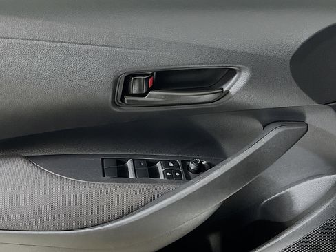 Used 2025 Toyota Corolla LE image 16