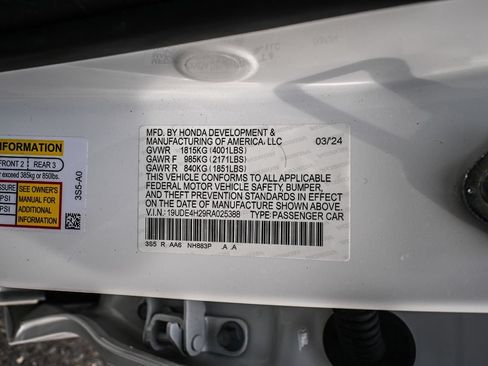 Used 2024 Acura Integra FWD image 19