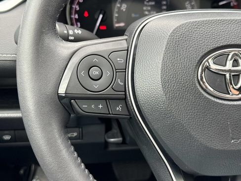 Used 2023 Toyota RAV4 XLE Premium AWD/4WD image 10