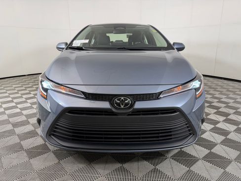 Used 2024 Toyota Corolla LE w/ LE Convenience Package FWD image 6