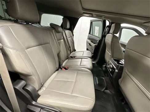 Used 2018 Ford Expedition XLT w/ Equipment Group 202A image 24