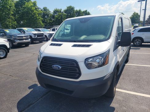 Used 2019 Ford Transit 150 130 Low Roof RWD image 8