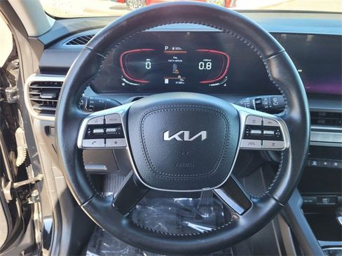 Used 2024 Kia Telluride LX image 18