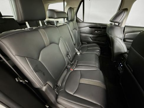 Certified 2024 Honda Pilot EX-L image 35